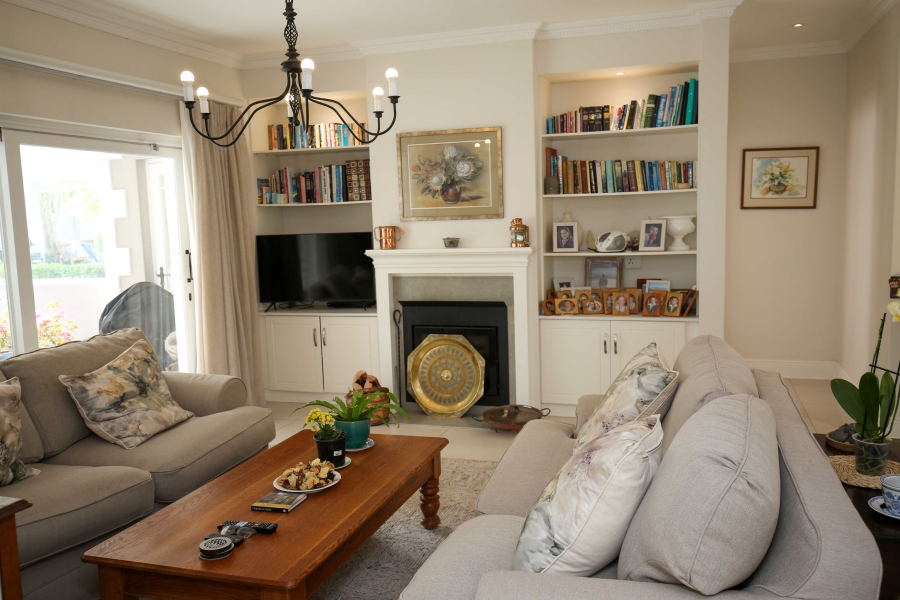 3 Bedroom Property for Sale in River Club Western Cape
